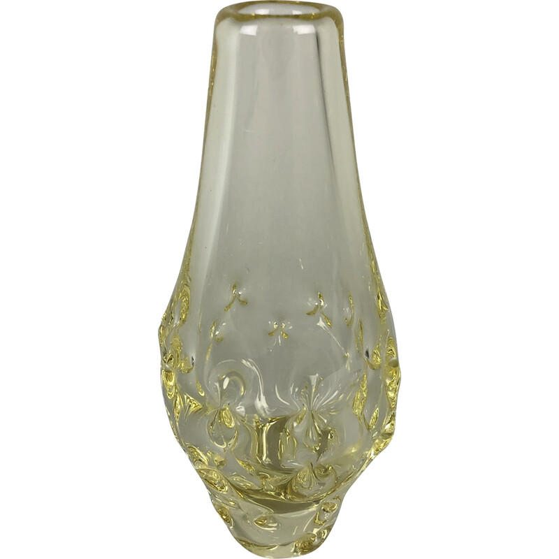 Jarrón vintage de cristal citrino de Miloslav Klinger para Zelezny Brod Glassworks, 1960