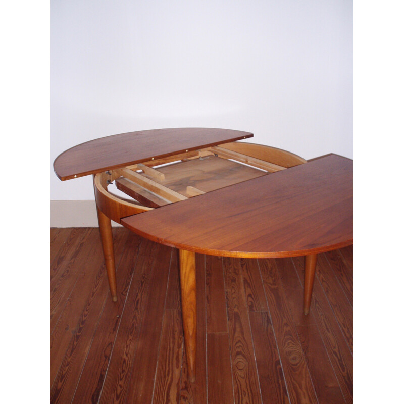 Extendible dining table in teak - 1960s