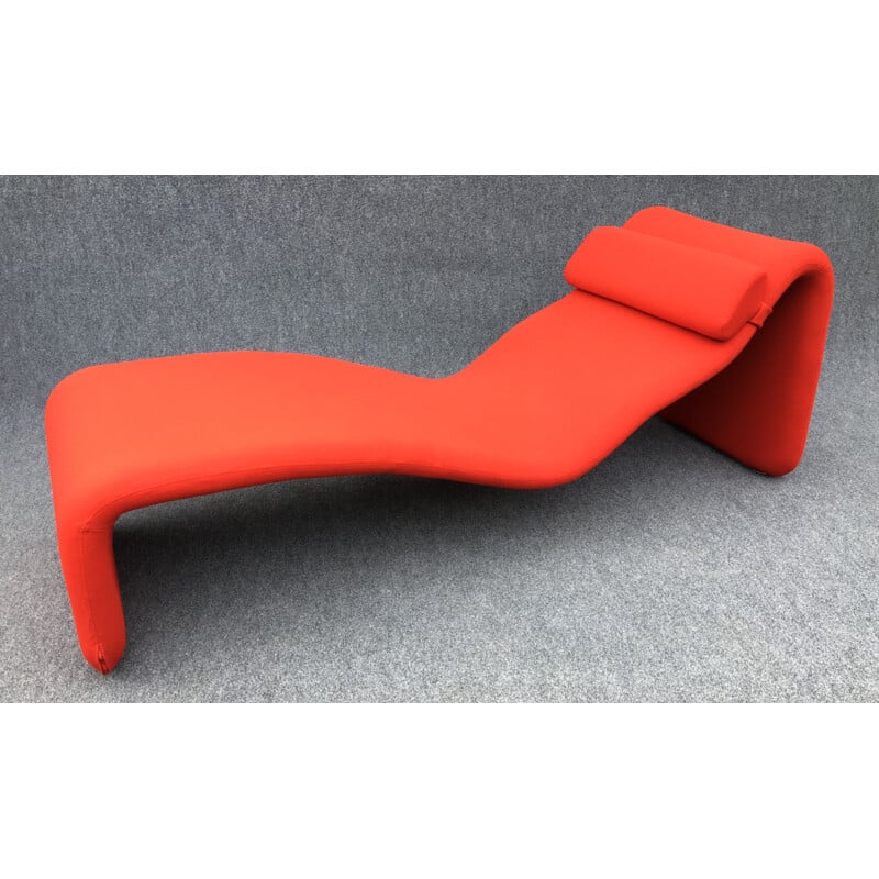 Chaise longue rouge "Djinn" Airborne, Olivier MOURGUE - 1960