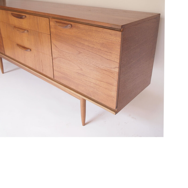 Vintage Scandinavian sideboard Austinesuite in honey teak, 1960s