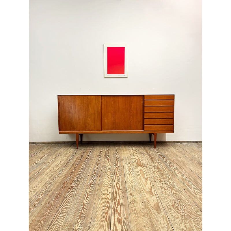 Scandinavian mid century teak sideboard by Henry Rosengren Hansen for Møbelindustri, Danemark 1950