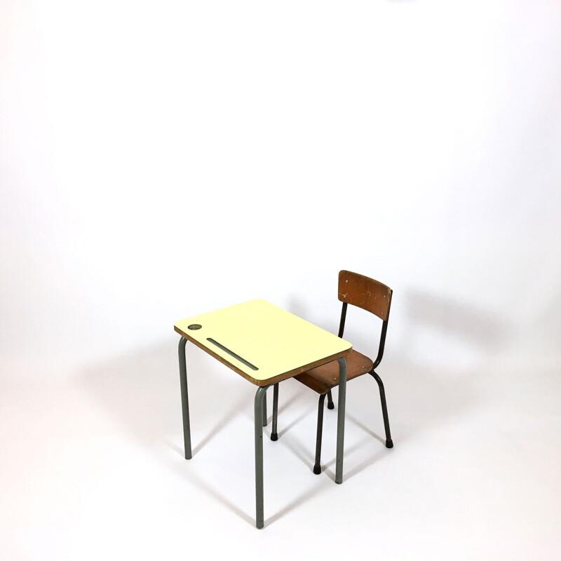 Set of yellow formica desk with its chair - 1960s