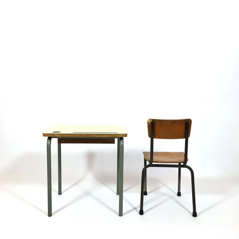 Set of yellow formica desk with its chair - 1960s