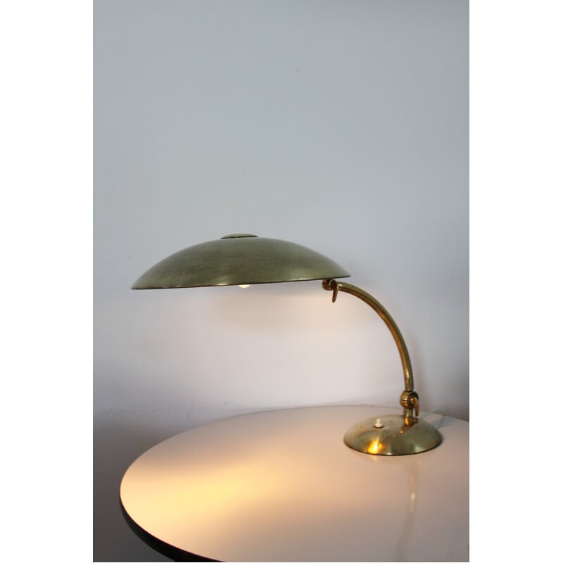 Lampe de bureau vintage Bauhaus en laiton par Egon Hillebrand