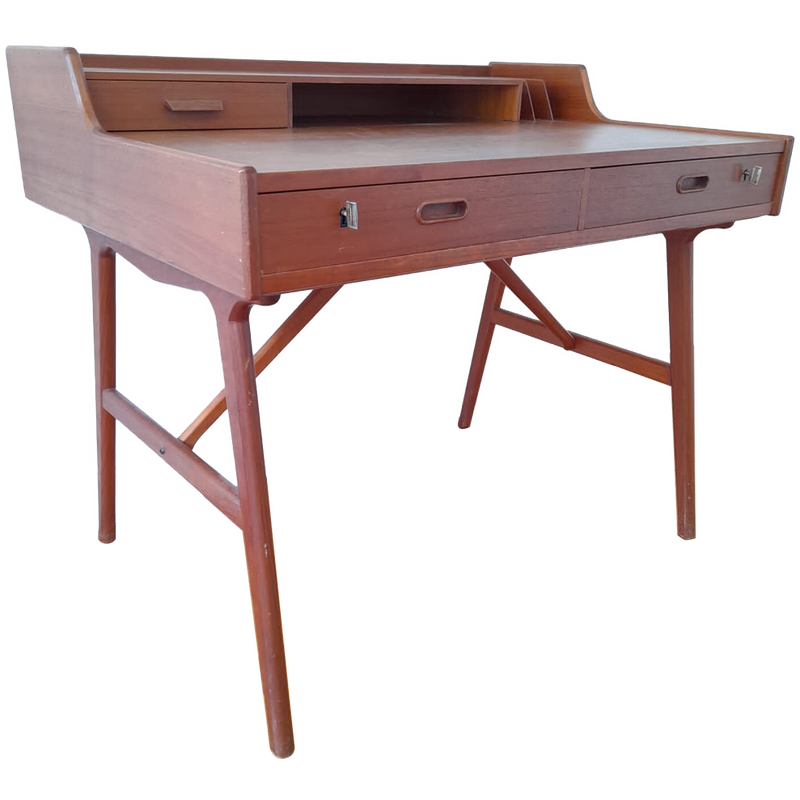 Dänischer Vintage-Schreibtisch Modell 56 von A.W Iversen für Vinde Mobelfabrik, 1960
