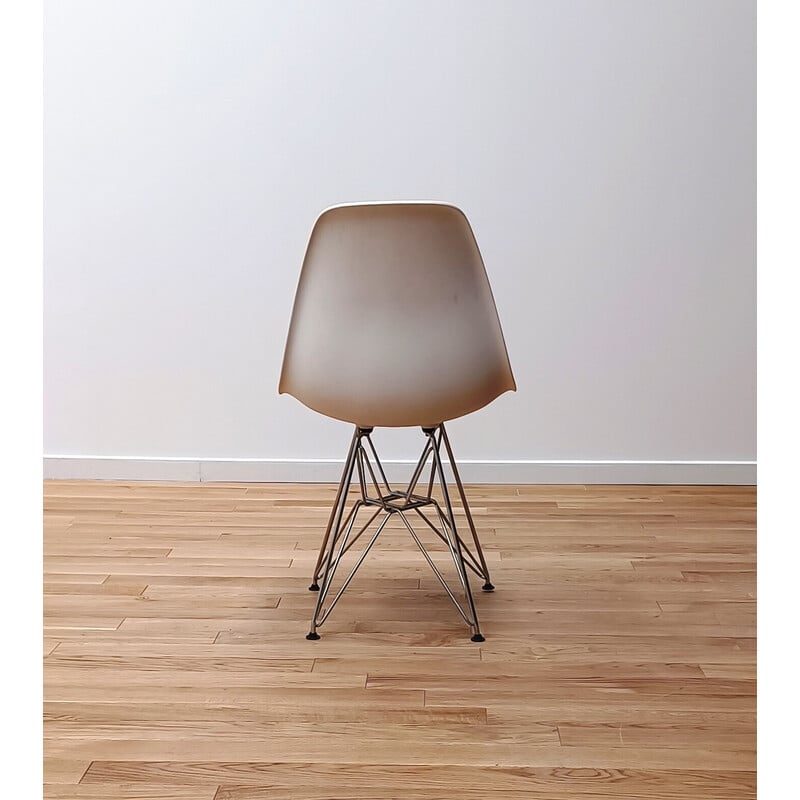 Silla vintage Dsr de Charles y Ray Eames para Vitra