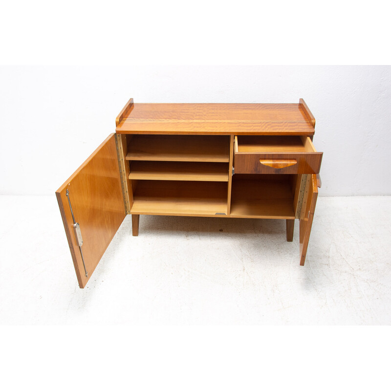 Mueble de TV de mediados de siglo de František Jirák para Tatra Furniture, Checoslovaquia años 60