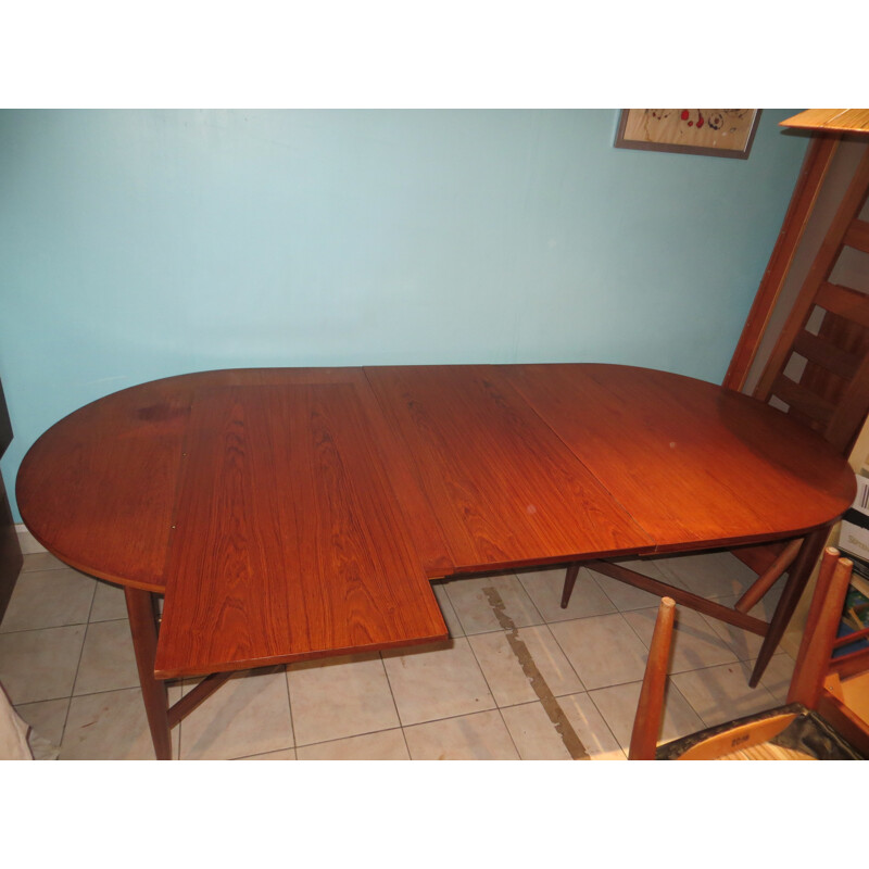V.Form oval teak table, Oswald VERMAECKE - 1960s