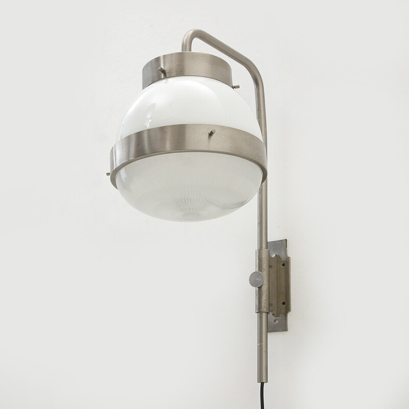 Lámpara de pared vintage "Delta" de Sergio Mazza para Artemide, 1960