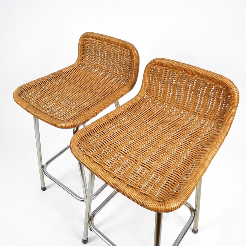 Pair of bar stools in rattan and metal - 1970s
