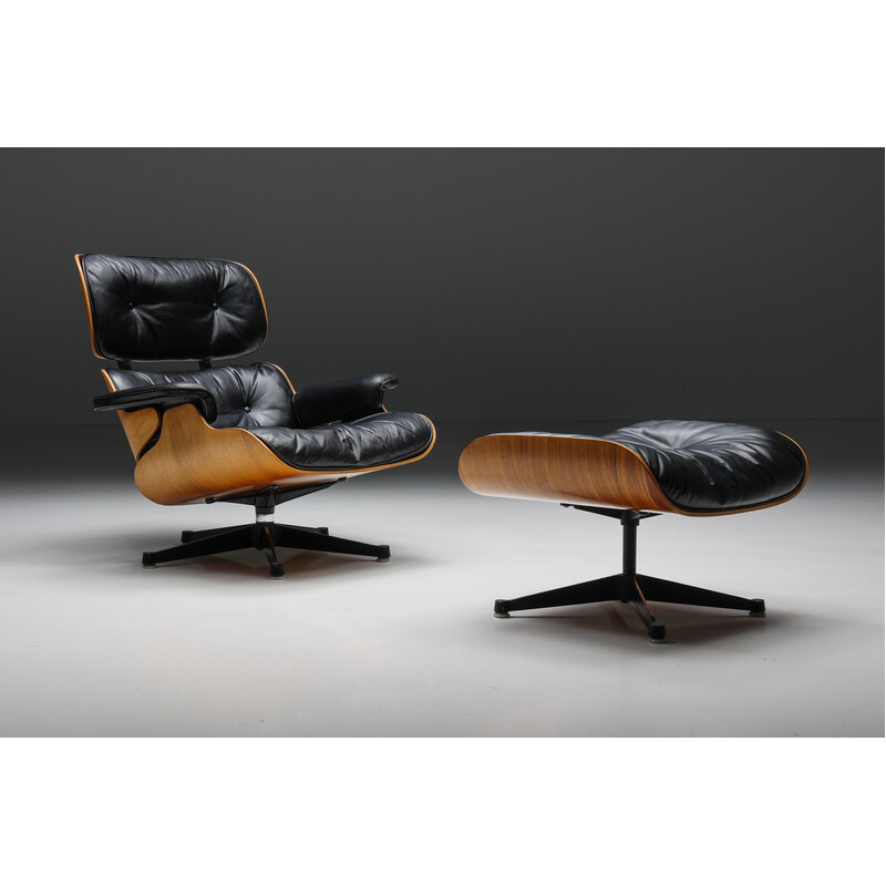 Vintage Sessel mit Ottoman von Charles und Ray Eames für Herman Miller, 1957