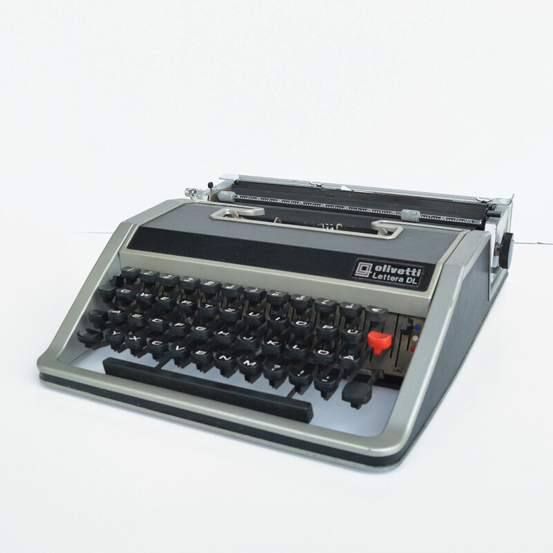 Vintage typemachine Olivetti Letera Dl van Mario Bellini, Spanje 1970