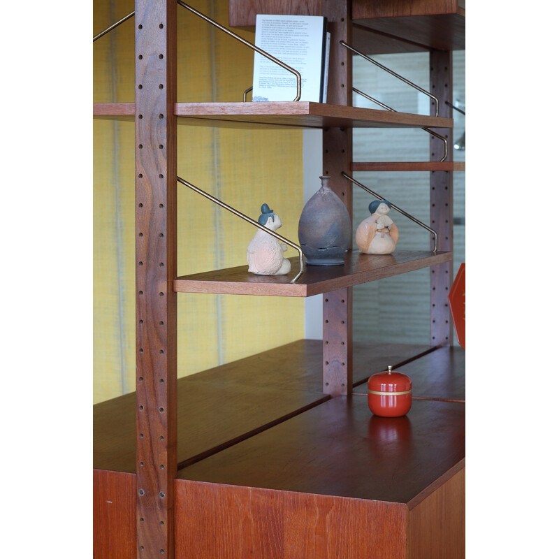 "Royal" modular shelf system in teak, Poul CADOVIUS - 1960s