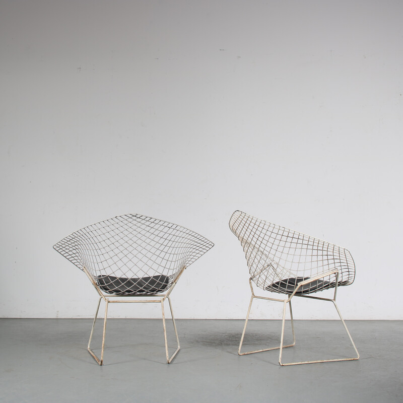 Pair of vintage "Little Diamonds" armchair by Harry Bertoia for Knoll International, USA 1970s