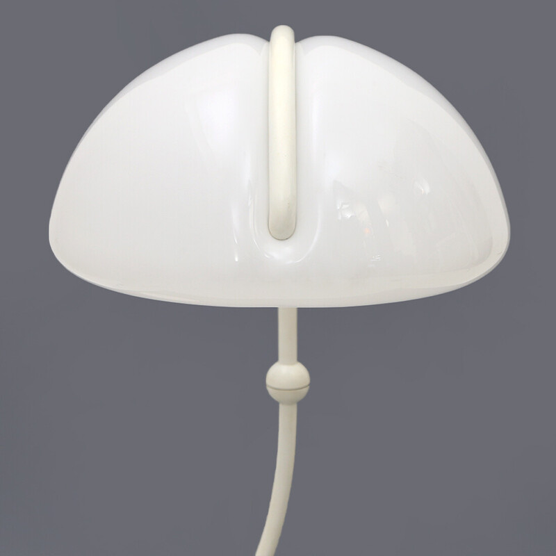 Lámpara de pie blanca vintage "Serpente" de Elio Martinelli para Martinelli, años 60