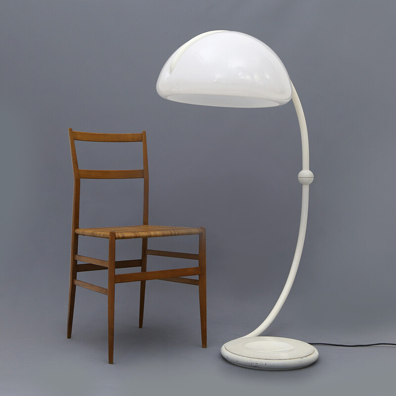 Lampada da terra vintage "Serpente" bianca di Elio Martinelli per Martinelli, 1960