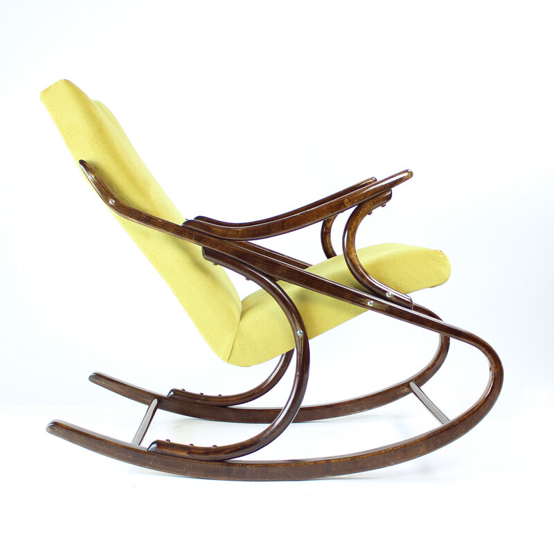 Rocking chair vintage en bois courbé par Ton, Tchèque 1960