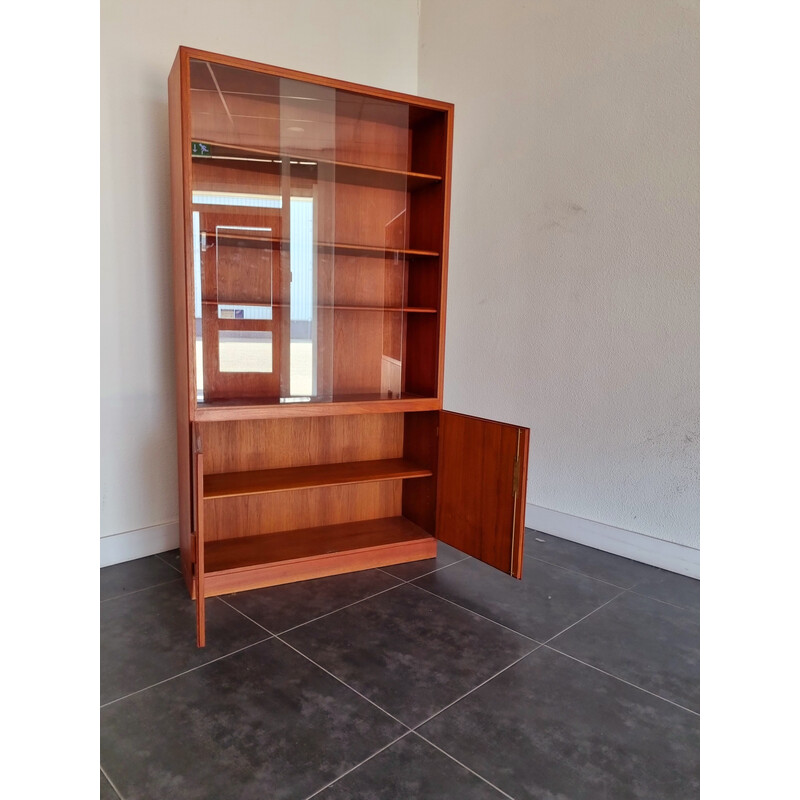 Vintage teak wood Danish display cabinet by Børge Mogensen for Søborg Møbler