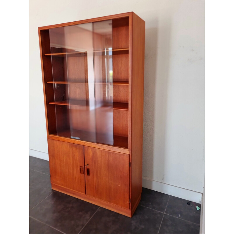 Vintage teak wood Danish display cabinet by Børge Mogensen for Søborg Møbler