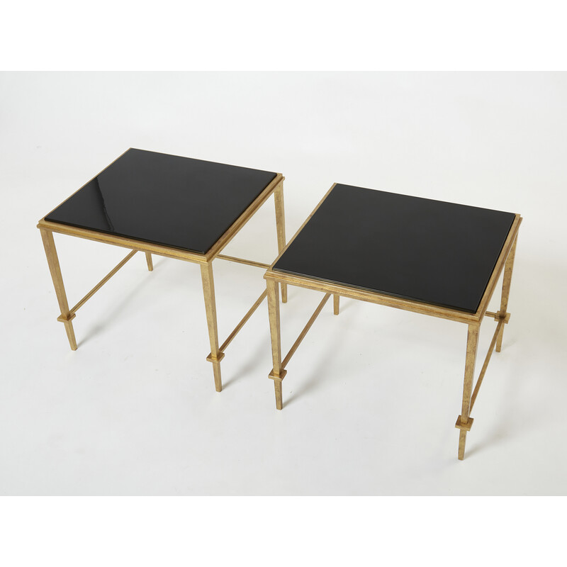 Pareja de mesas auxiliares vintage de hierro dorado de Maison Ramsay, 1950