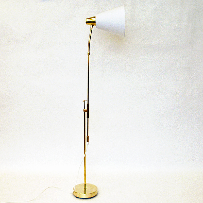 Verstellbare Vintage-Stehlampe aus Messing Mod 7030 von Falkenberg Belysning, Schweden 1950
