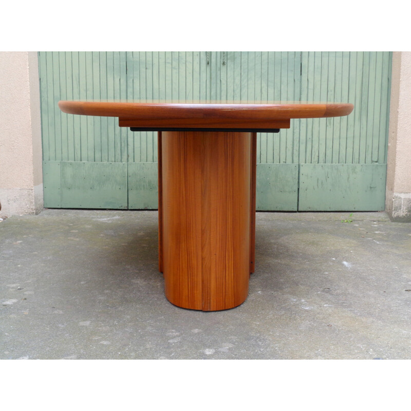 Skovby scandinavian oval dining table in teak - 1980s