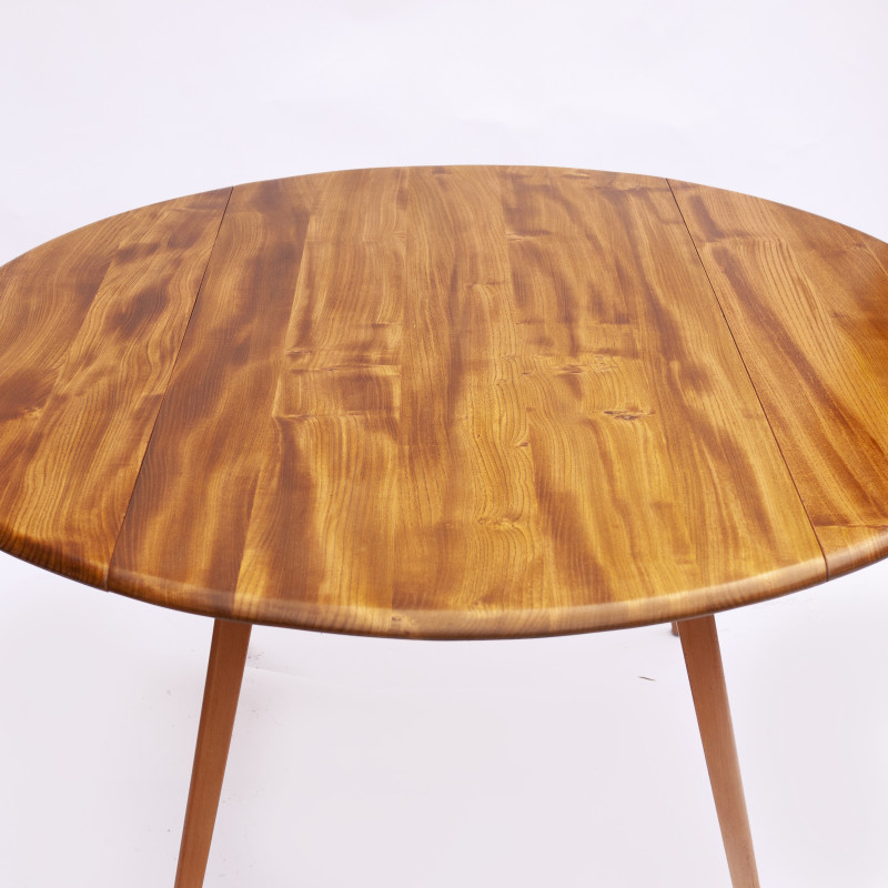 Tavolo rotondo vintage in legno di faggio e olmo di Ercol, Regno Unito 1960
