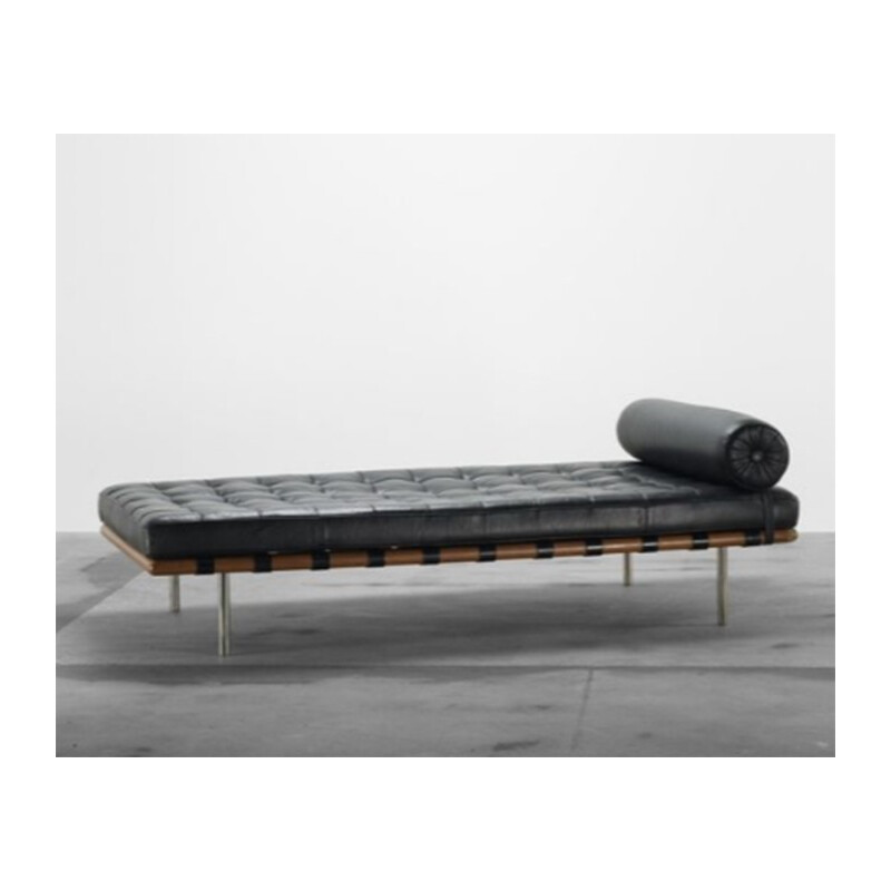 Knoll "Barcelona" daybed in black leather, Mies VAN DER ROHE - 2000s
