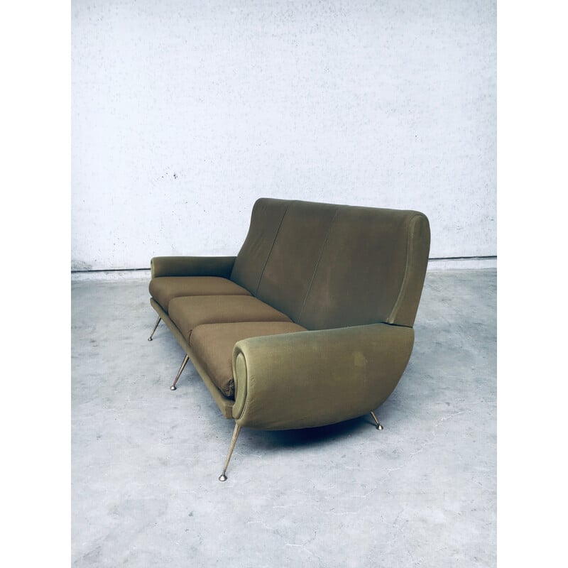 Italian midcentury sofa by Gigi Radice for Minotti, Italy 1950s