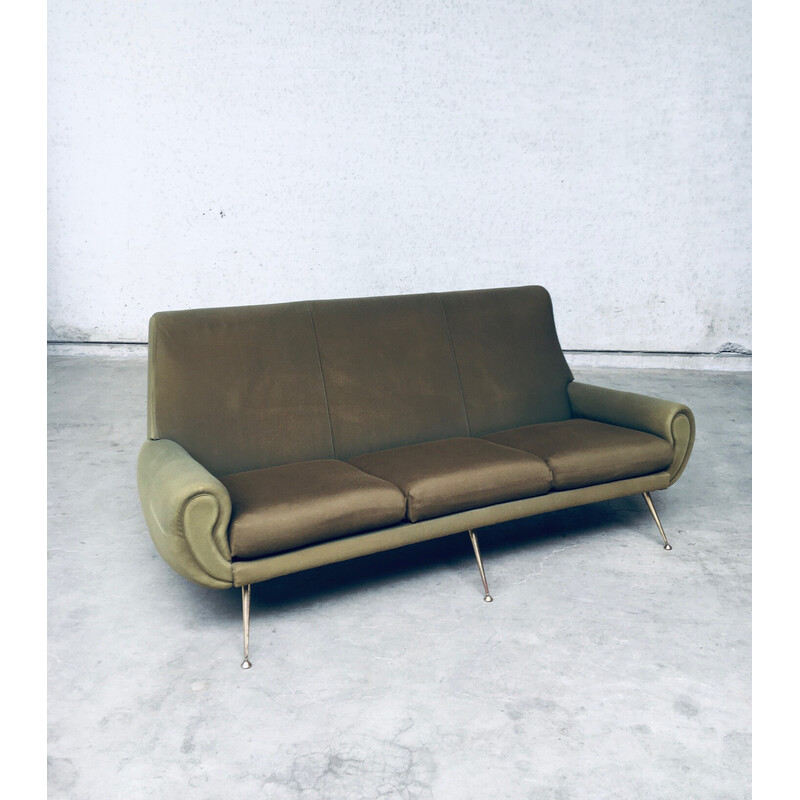 Italian midcentury sofa by Gigi Radice for Minotti, Italy 1950s