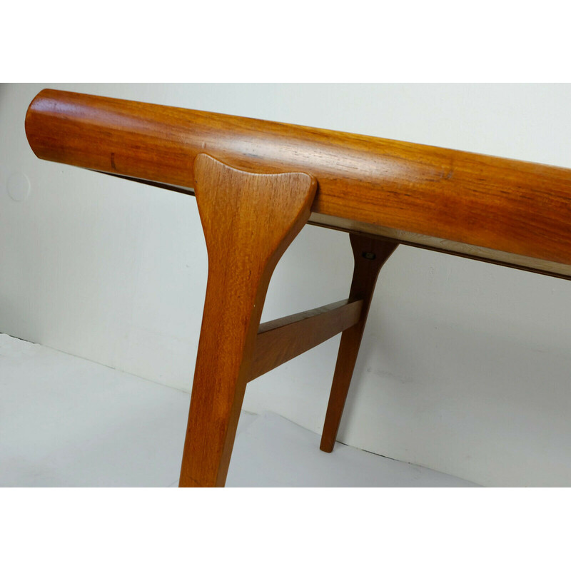 Mid-century coffee table in solid teak by Johannes Andersen for Silkeborg, Denmark