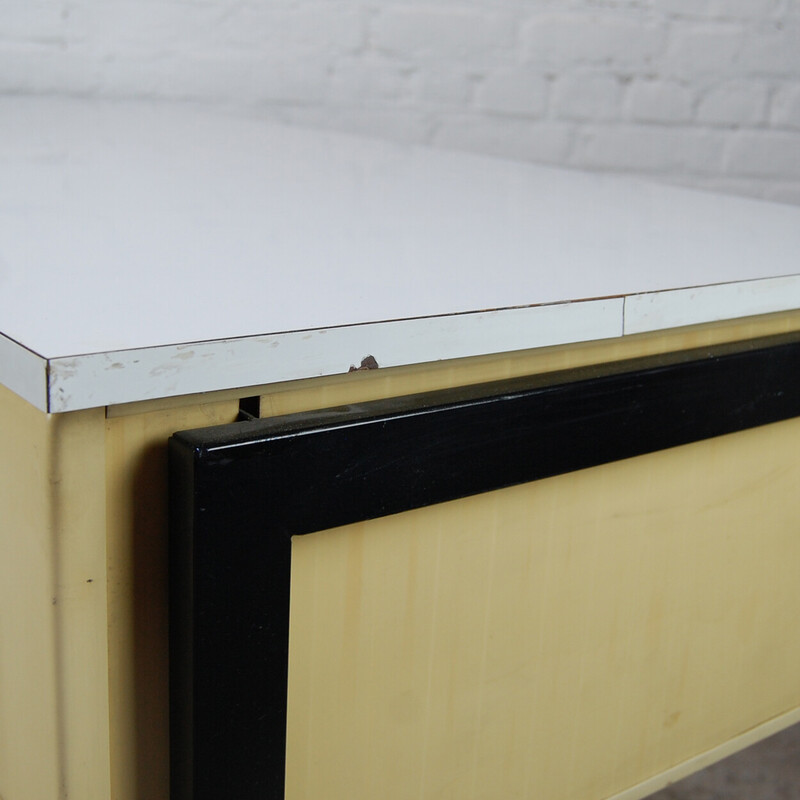 Vintage bureau "Plastiburo 10" van Guy Bernard voor Meurop, 1970