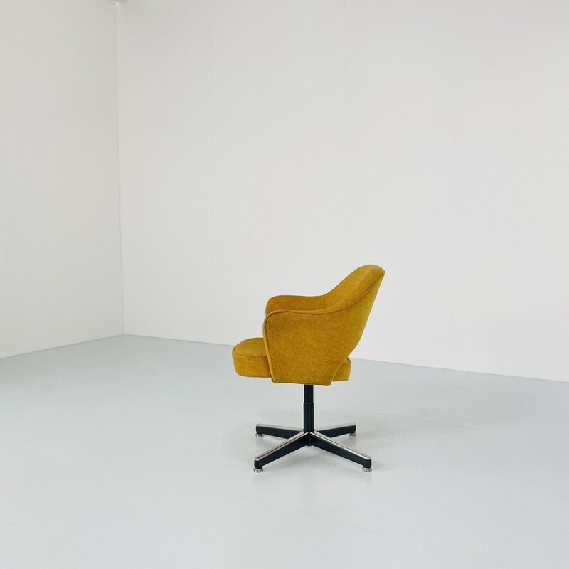 Vintage "Conference" armchair by Eero Saarinen for Knoll, Italy 1960