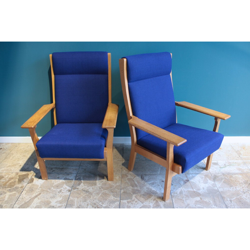 Pair of Getama "GE 181 A" lounge chairs in oak, Hans WEGNER - 1970s