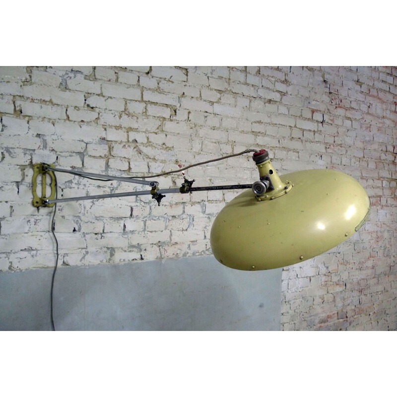 Lampe potence scialytique vintage en métal - 1930