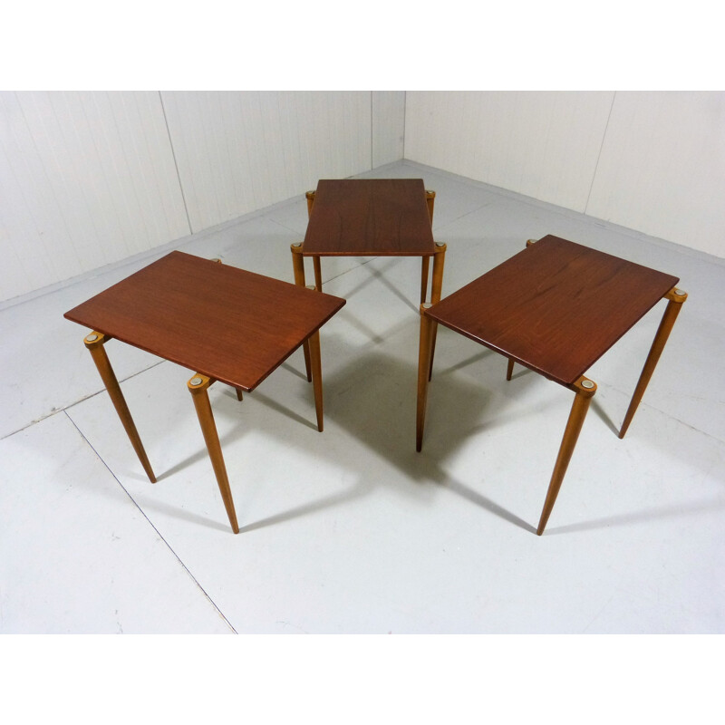 Opal set of 3 nesting tables in teak - 1950s