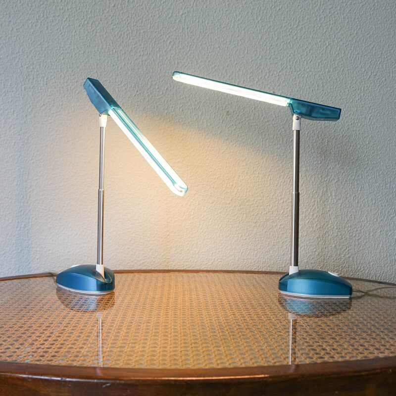 Pareja de lámparas de mesa Microlight italianas de época, de Ernesto Gismondi para Artemide, 1990