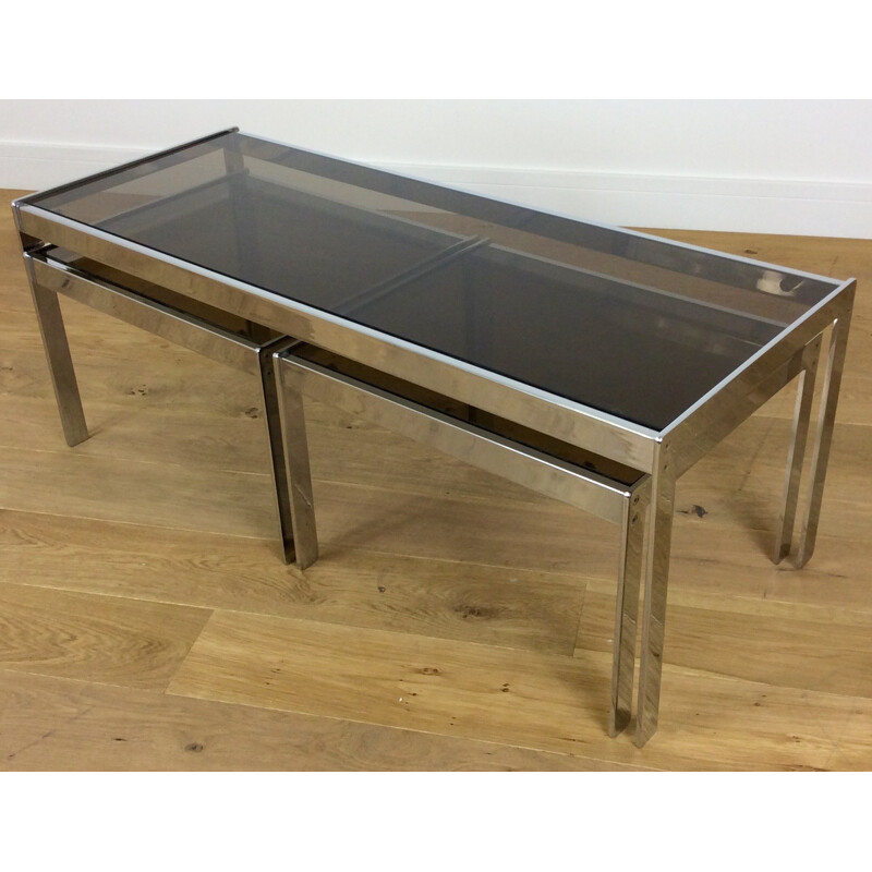 Suite de 3 tables gigognes métal chromé grises Merrow Associates en chrome et en verre - 1970