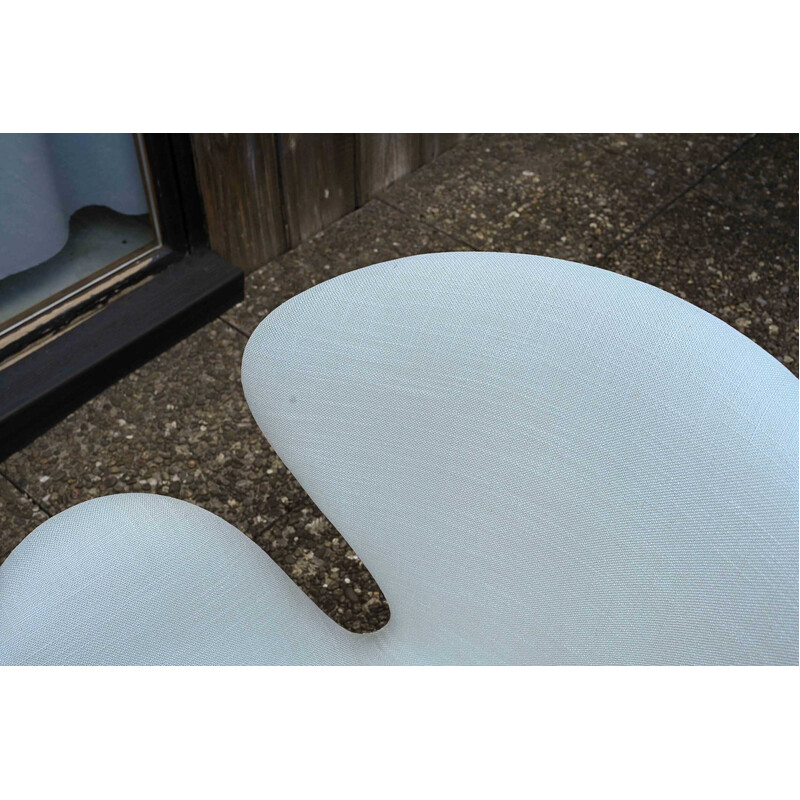 Vintage Swan fauteuils van Arne Jacobsen voor Fritz Hansen, 2013