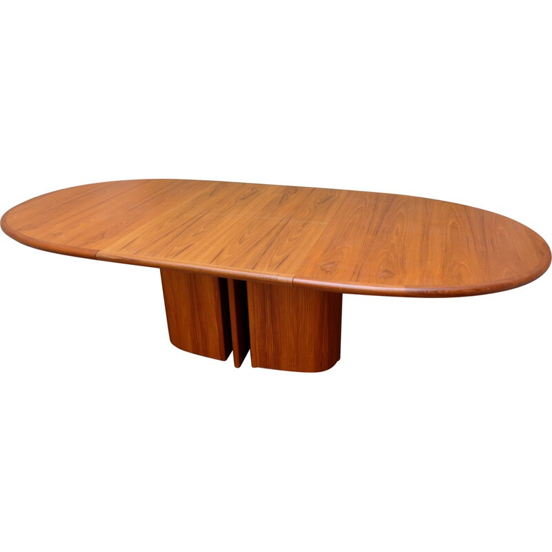 Skovby scandinavian oval dining table in teak - 1980s