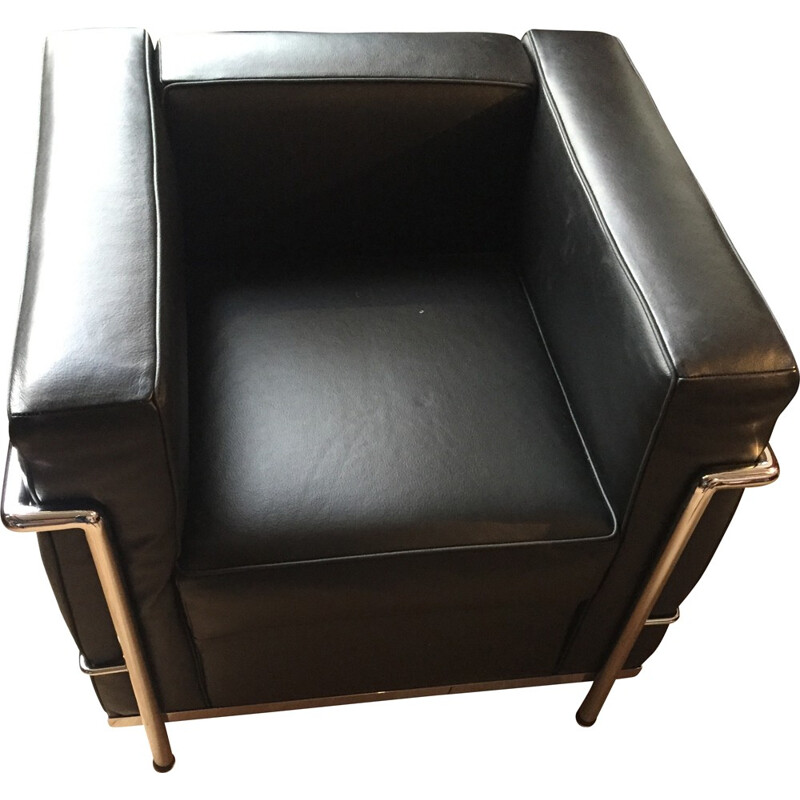 Cassina "LC2" armchair in black leather, Le CORBUSIER, Pierre JEANNERET, Charlotte PERRIAND - 2000s