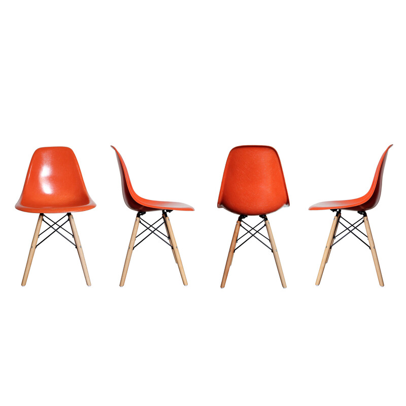 Juego de 4 sillas Dsw vintage de Charles y Ray Eames para Herman Miller