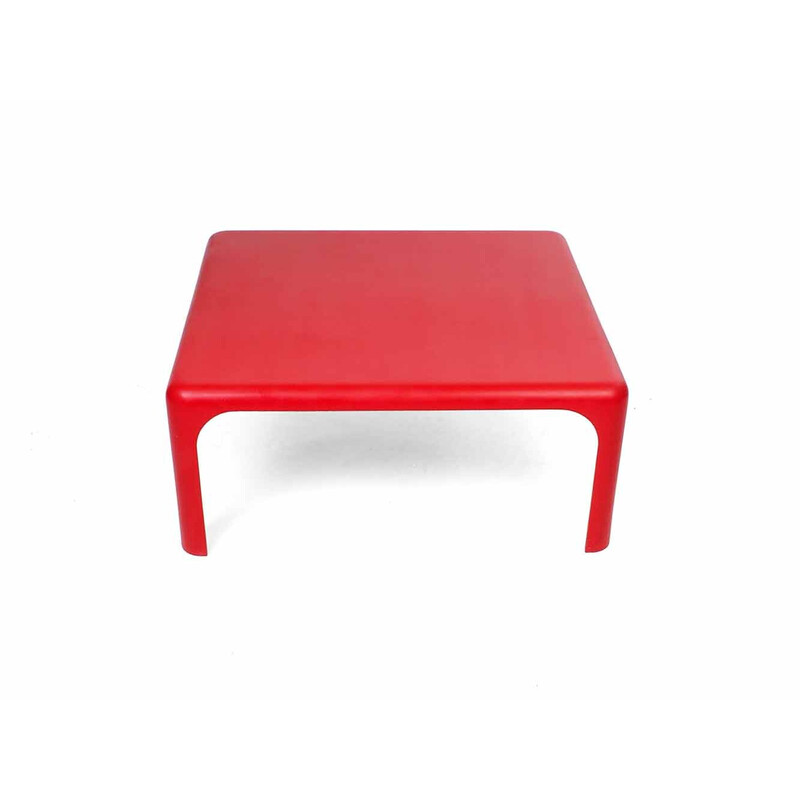 Tavolino rosso vintage di V. Magistretti per Studio Artemide, 1966