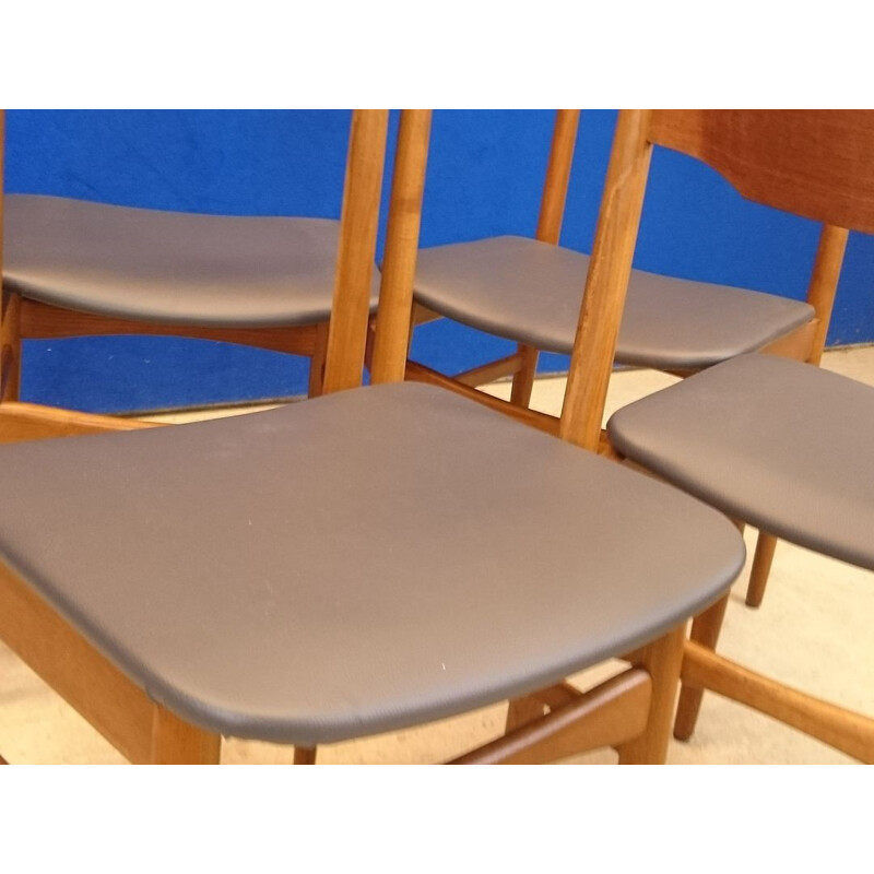 Suite de 4 chaises vintage scandinave en teck et simili gris - 1950