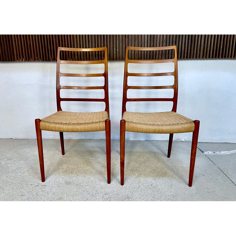 Paire de chaises latérales danoises vintage en teck modèle n° 82 par Niels O. Møller pour J.L. Møllers, 1960