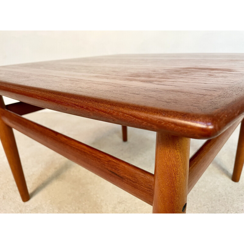 Mesa de café dinamarquesa de teca quadrada de Grete Jalk para Glostrup, década de 1960