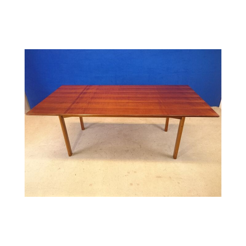 Scandinavian dining table in Rio rosewood - 1950s