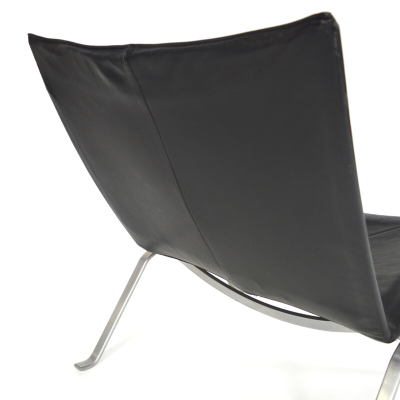 E. Kold Christensen "PK22" black easy chair, Poul KJAERHOLM - 1950s