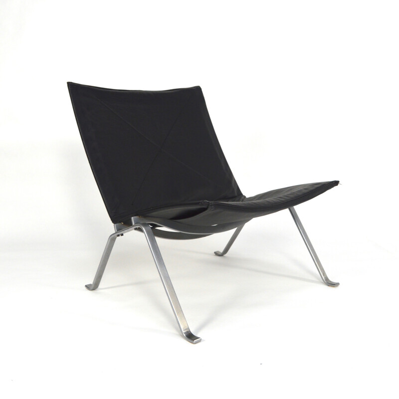 E. Kold Christensen "PK22" black easy chair, Poul KJAERHOLM - 1950s