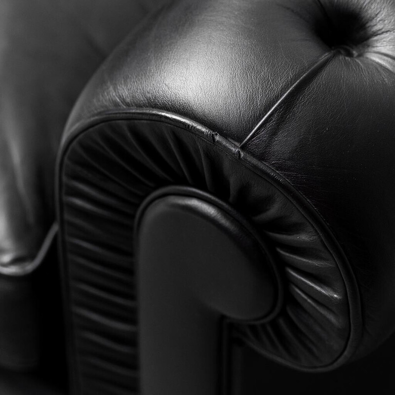 Canapé Chesterfield vintage en cuir noir, 1970